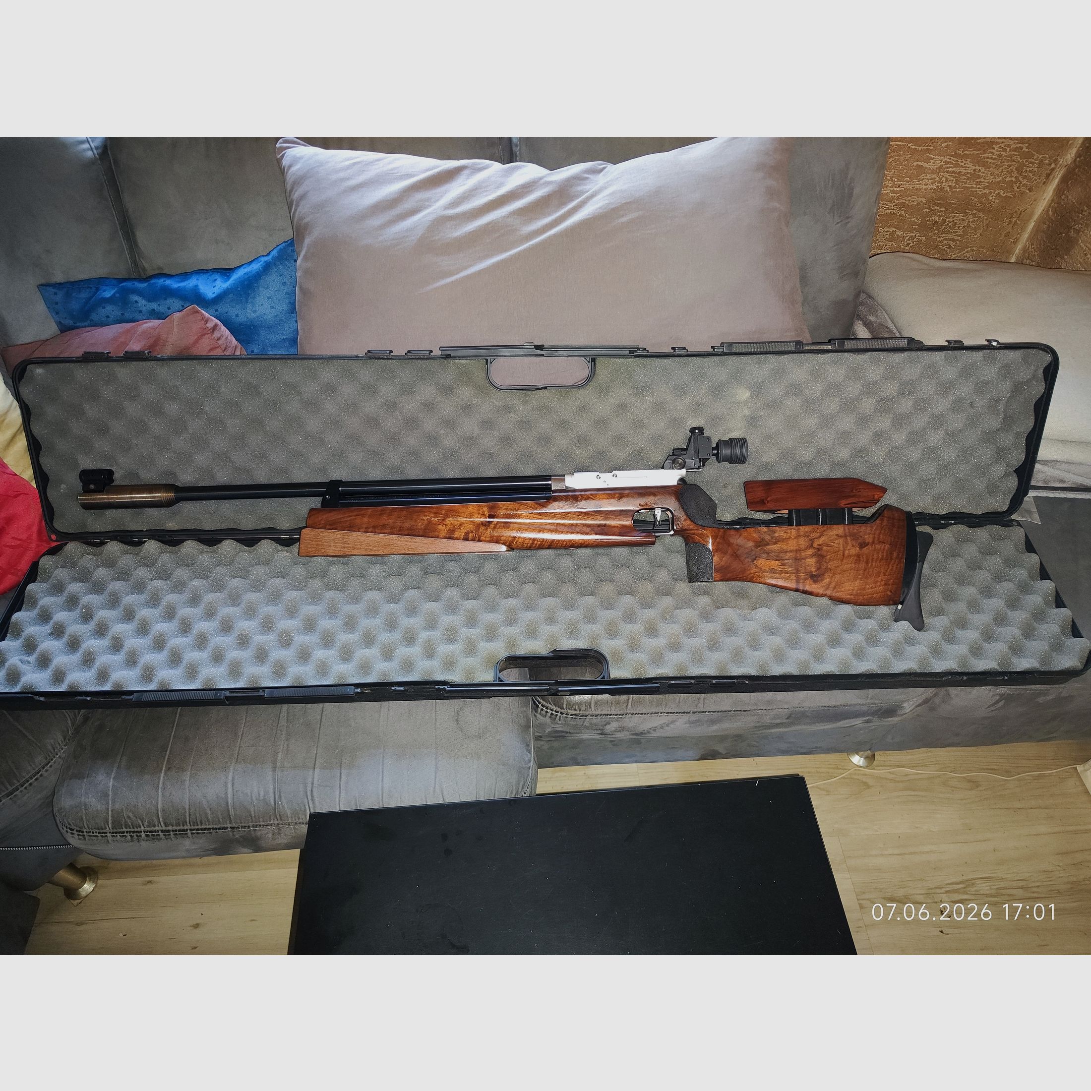 FWB LG 601 Support First ownership