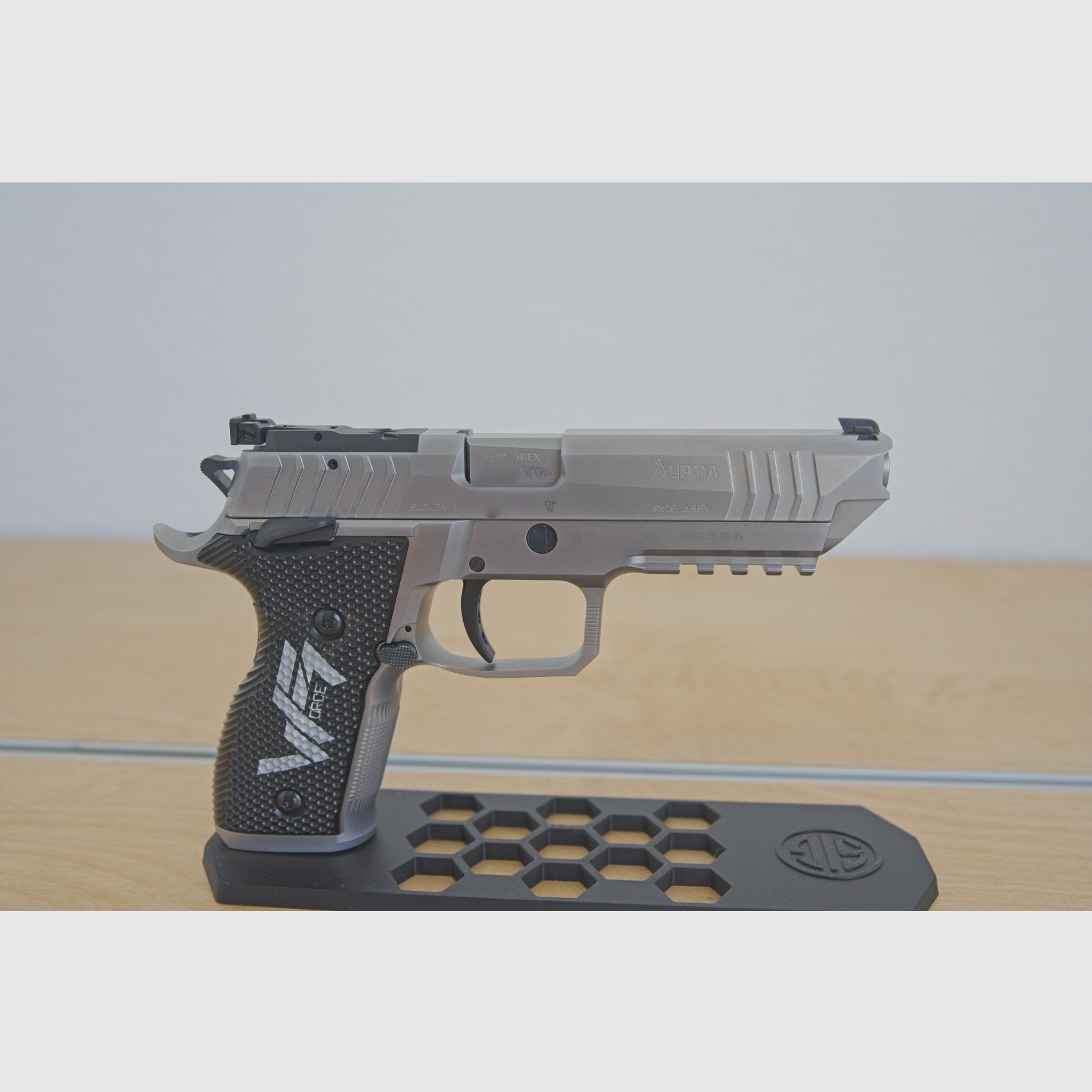 Arex Alpha Race WForce 1 