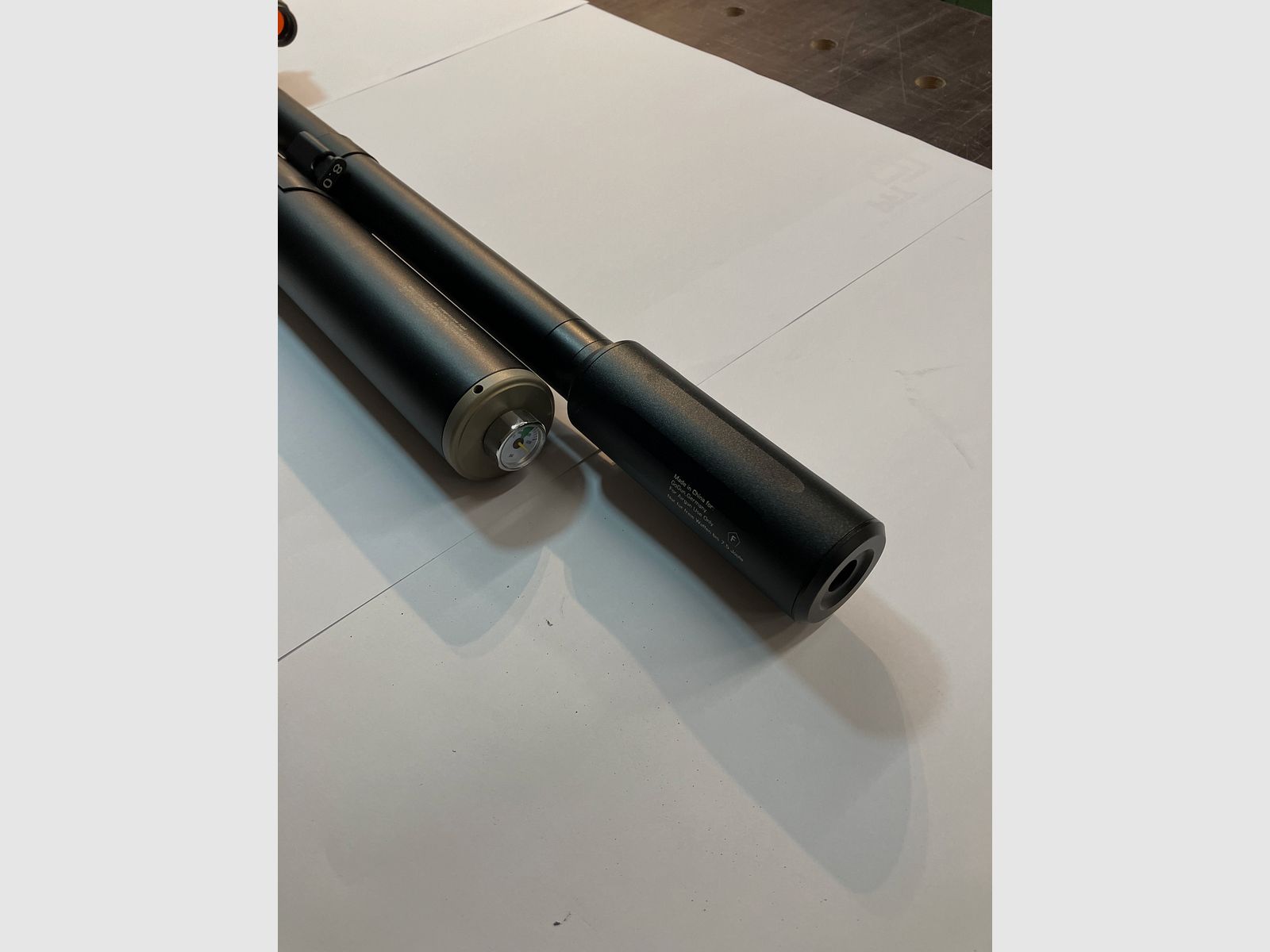 HP Max MK2 mit Schalldämpfer, Sig Romeo5 Rotpunktvisier und Zubehör