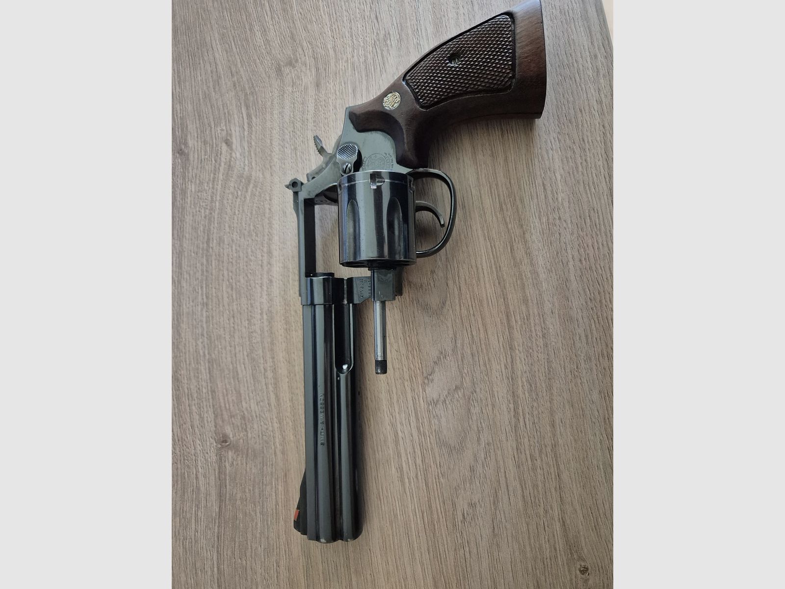 Smith and Wesson 586-1