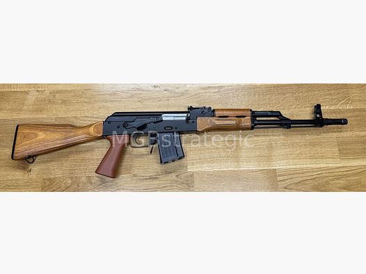 WBP Jack - karabinek samopowtarzalny .223Rem - system AKM AK47 AK74 z drewnianą kolbą - z tłumikiem ognia - wyprodukowano w Polsce