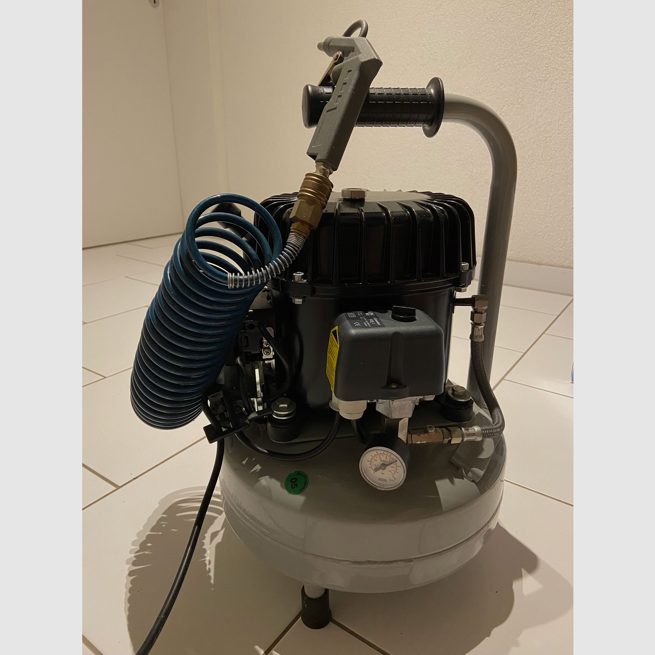 Schneider Kompressor Silent-Master SEM 50-8-9 W - Flüsterkompressor!