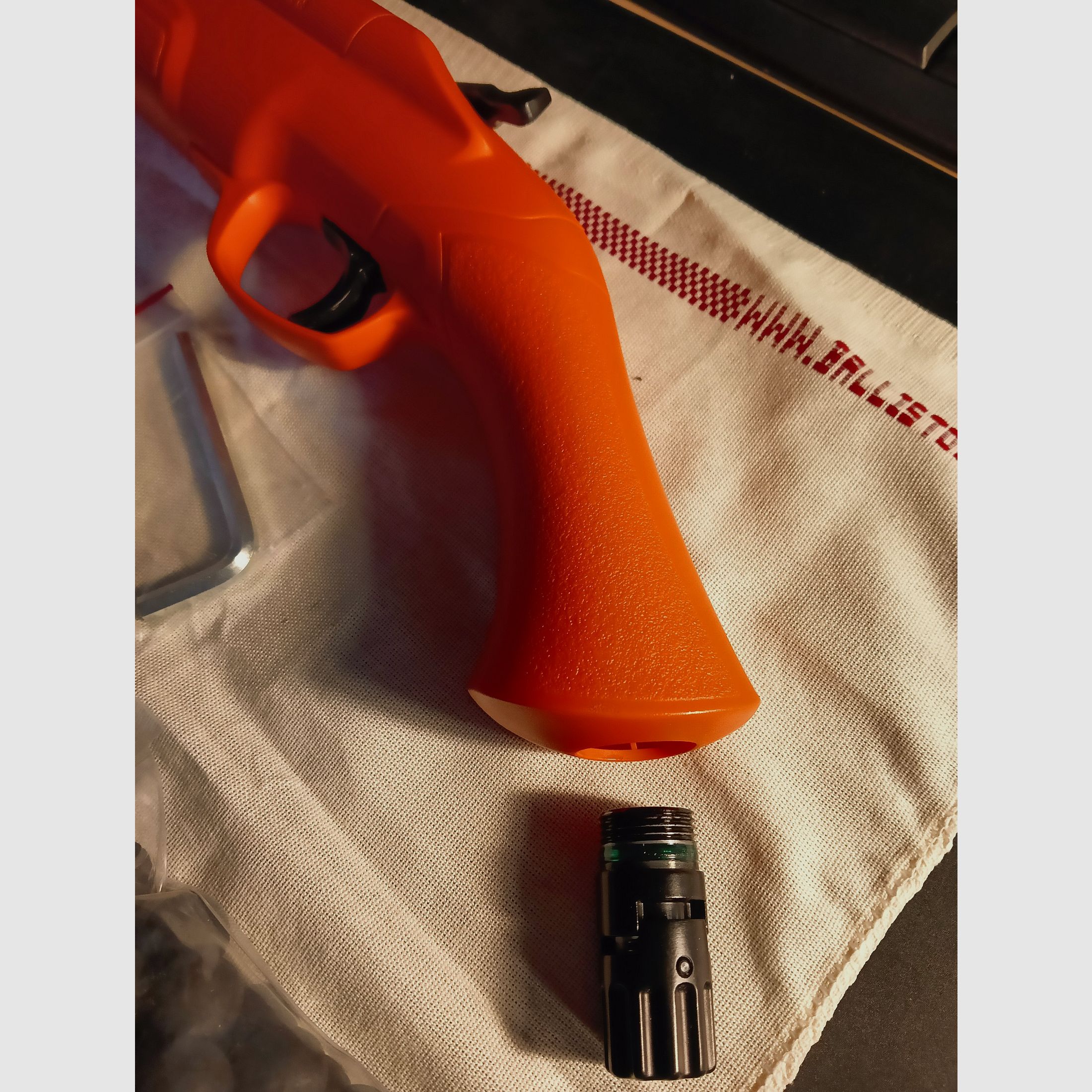 Umarex HDS68 Co2 fusil à grenaille .68 Orange-Noir P2P T4E neuf en MEGASET, image 6 sur 17