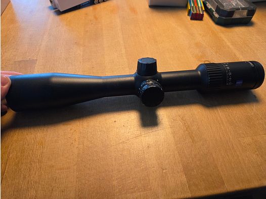 Zeiss Conquest V4 4-16x44