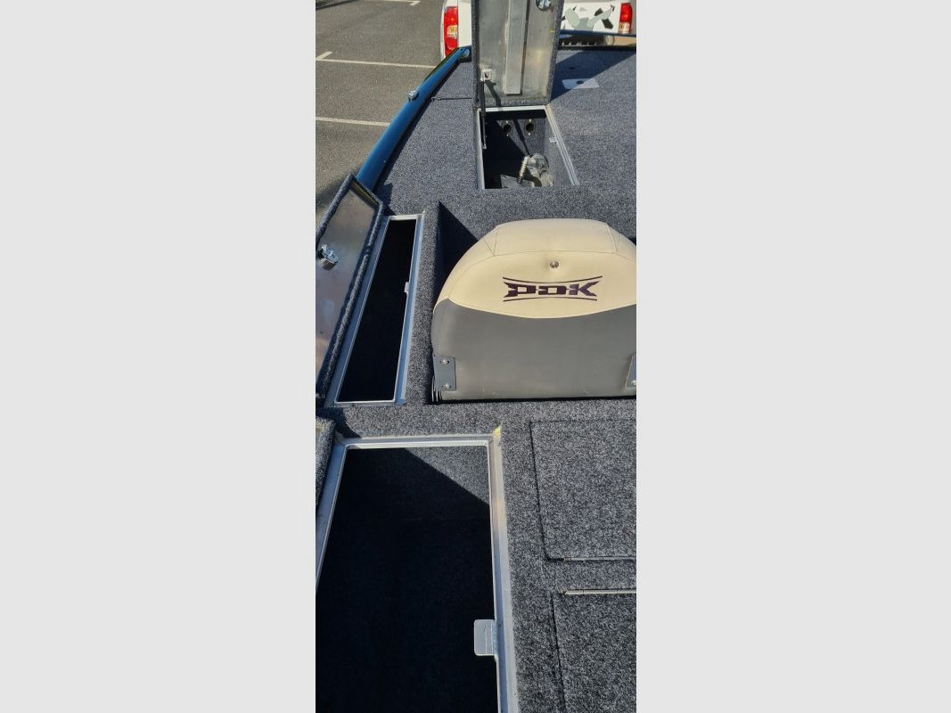 Bass Boat Pro Angeln 460 neu, Bild 10 von 11