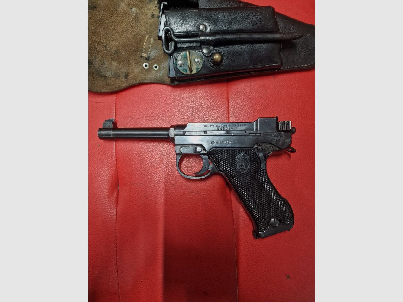 HUSQVARNA M40, 9X19mm (gebraucht), Bild 3 von 4