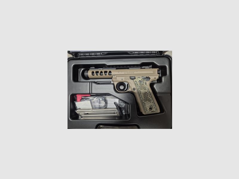 PISTOLE RUGER MARK IV 22/45 LITE .22 LR 4,4"/11,18CM FDE CERAKOTE