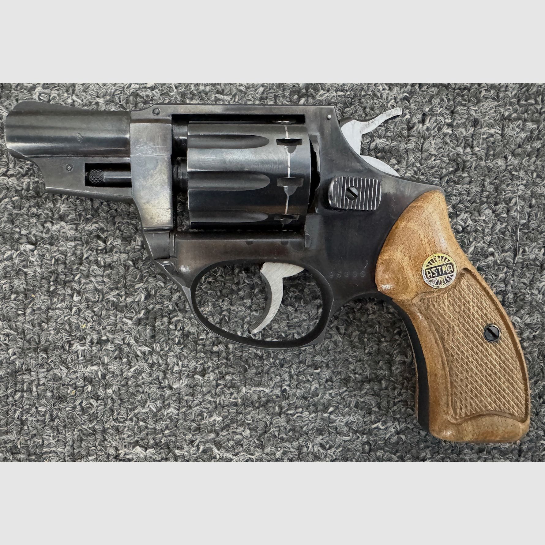 Revolver .22LR Astra