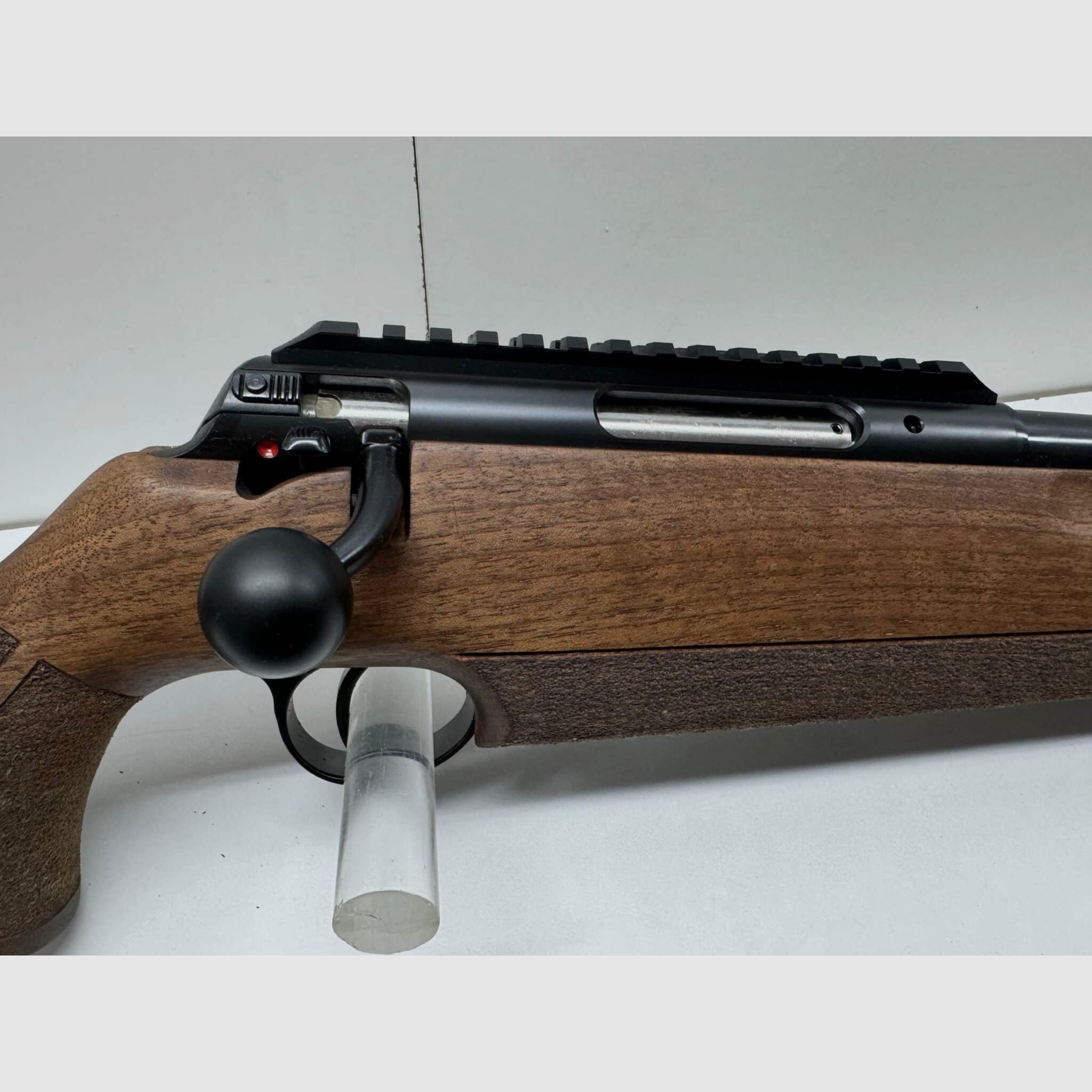 ANSCHÜTZ 1771 DJV .17 Hornet