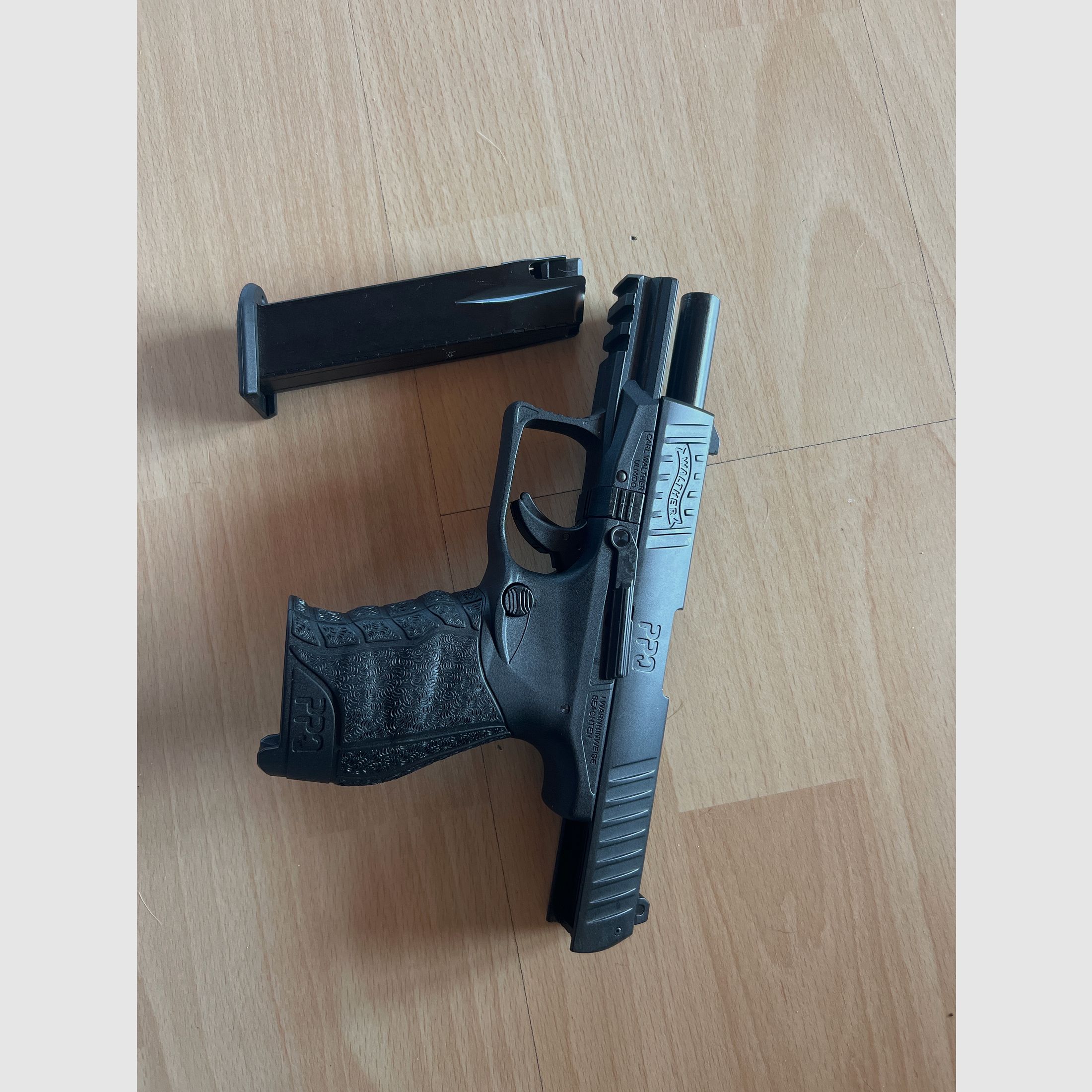 Walther PPQ M2 PTB Kalibrier 9mm p.a.k.