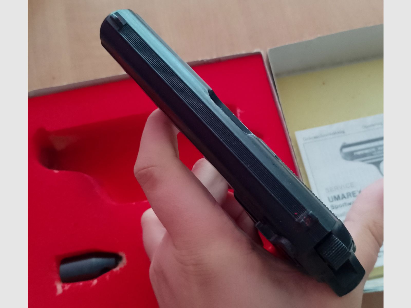 Perfecta Mod. FBI 8000 Cal. 8mm blank in PTB 196/2 in original packaging!