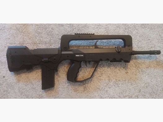 Famas G1 Springer von Double Eagle