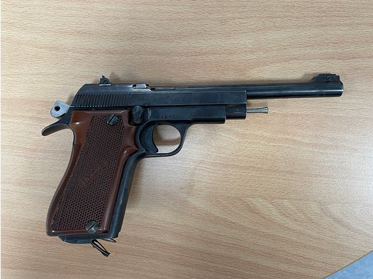 Pistole Unique D.6 Kaliber 22