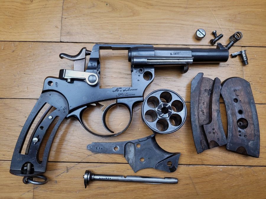 Bellissimo revolver d'ufficiale modello 1874 – arma completamente monomatricolare – MAS del 1877 – ancora nel suo giallo paglia – In ottime condizioni, immagine 17 di 30