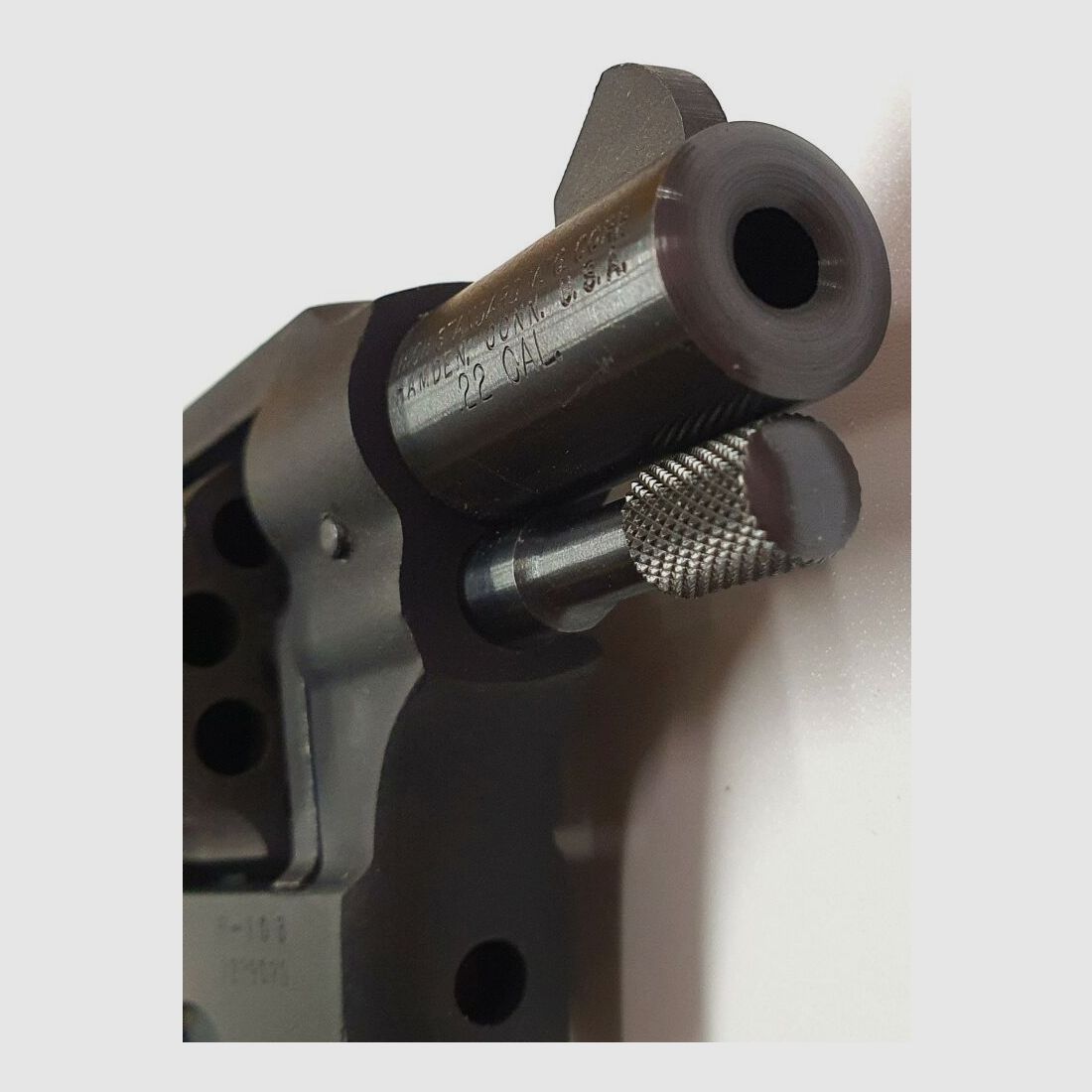 High Standard Sentinel R-103 9 shot drum