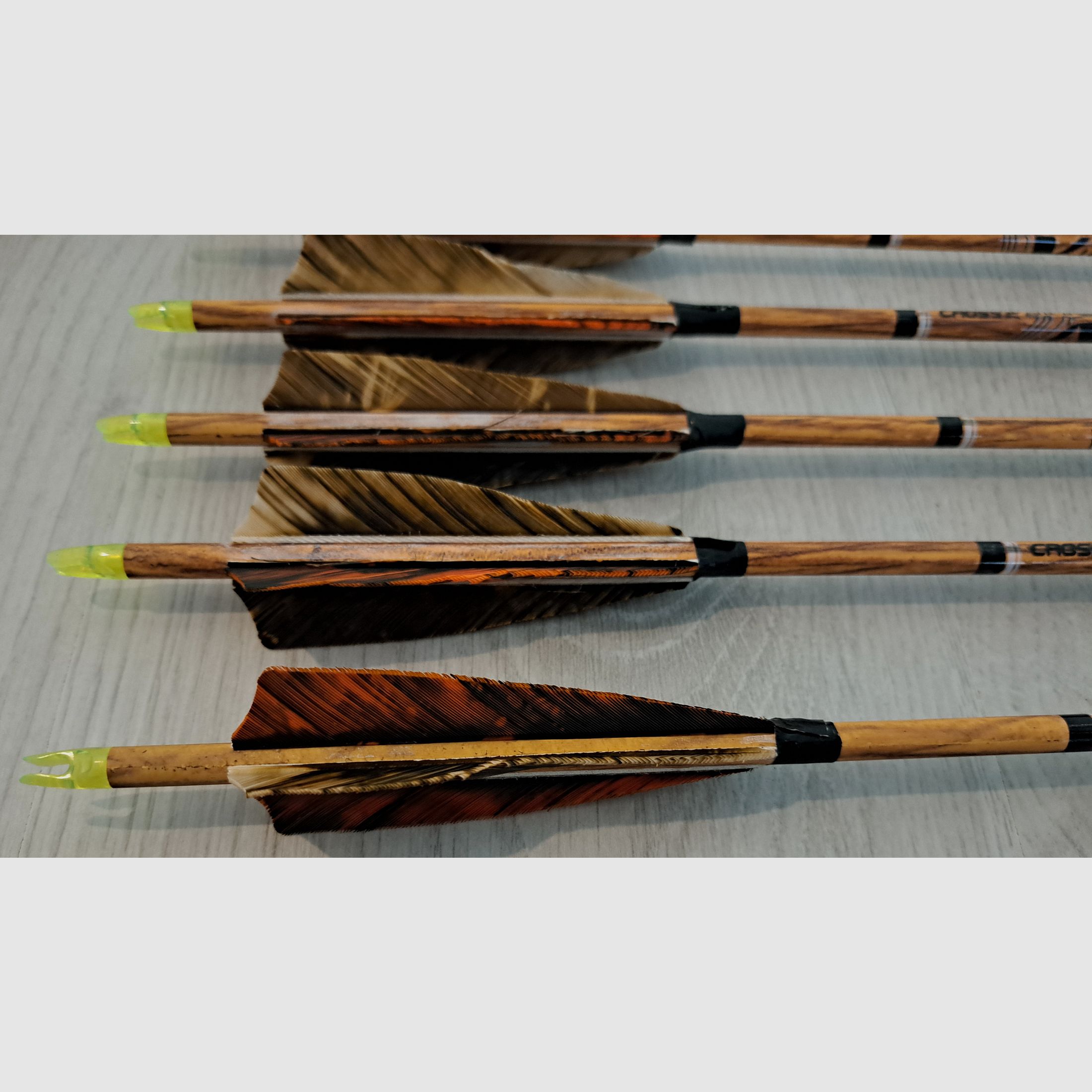 Koreański łuk KAYA Black Cat 60 funtów 52 cale + strzały + 2x zapasowe cięciwy + torba