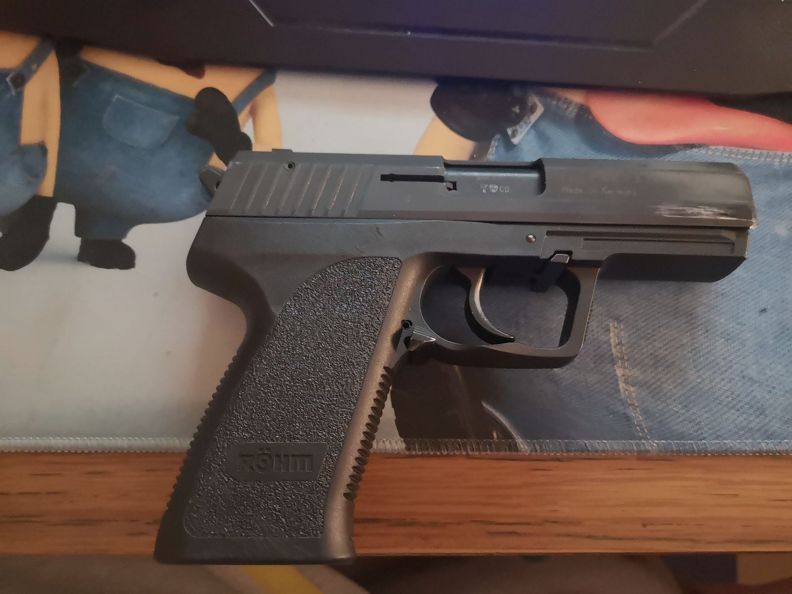 RG 96 9mm blank firing