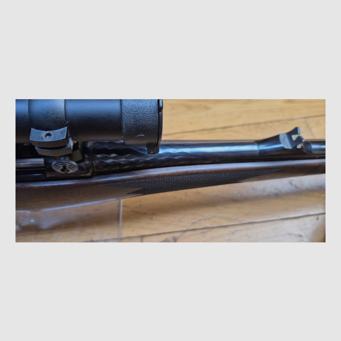 Sehr schöne Steyr Mannlicher Modell M Repetierbüchse – Ein klassisches Hochwildjagd-Gewehr – Steyr Waffen Österreich von 1990 – Kal. 7×64 – Holz von hoher Qualität in TBE+ – Brünierung zu 99,8% – Perfekte Mechanik – Ultra feiner Abzug – Traumhaftes, gewickeltes Rohr – Gute Konus M-30 1-4×24 Zielfernrohr – Eine gewinnende Kombination in ausgezeichnetem Zustand – TBE+/TBE++, Bild 31 von 46