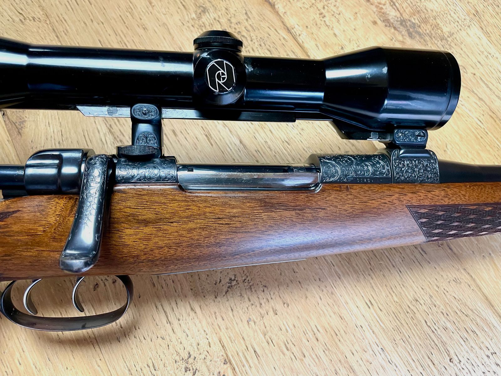 Repetierbüchse Karl Hauptmann Mod. Ferlach Kal. 6x62 Frères mit ZF Zeiss Diavari Z  1,5-6 x42 - neuwertig