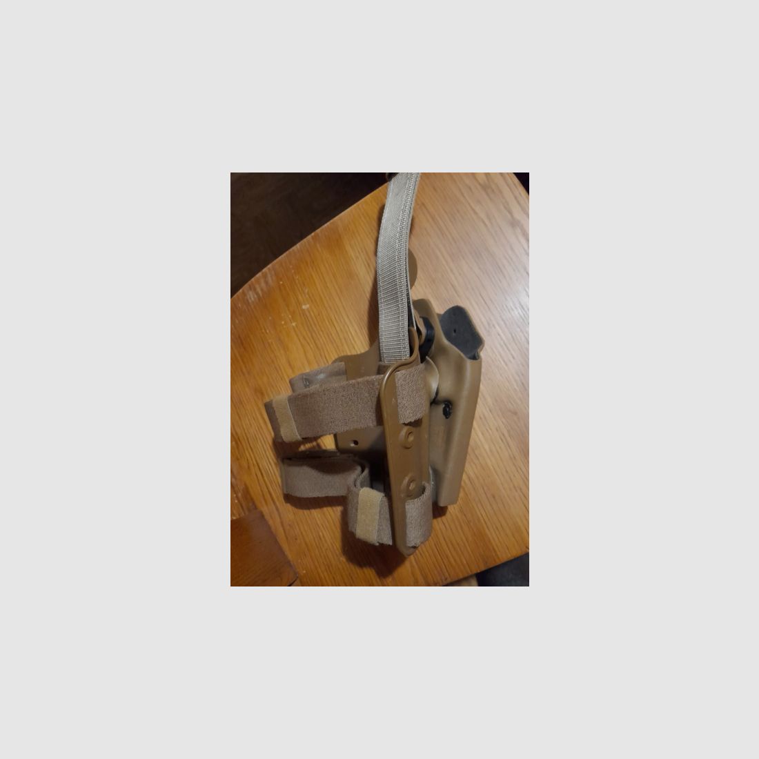 Oberschenkelholster für Beretta 92 von Safariland Original US Army