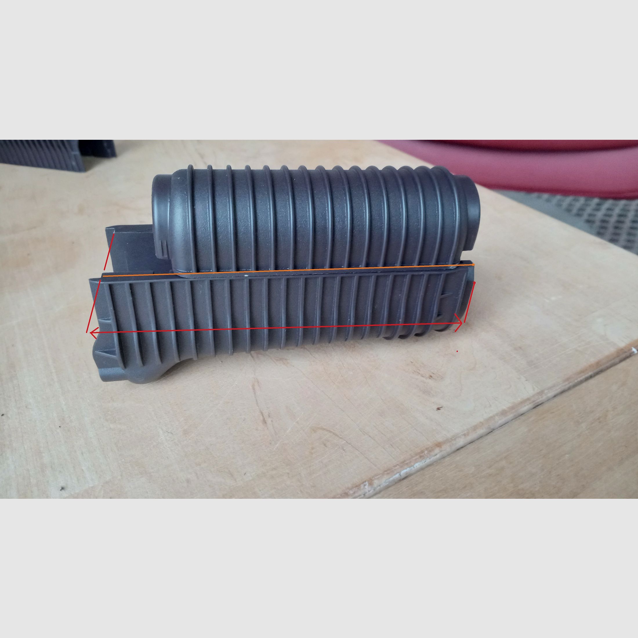 AIRSOFT - Ribbed plum polymer handguard for the toy Krinkov (AKS-74u) / Price negotiable // GBB S-AEG / AKSU