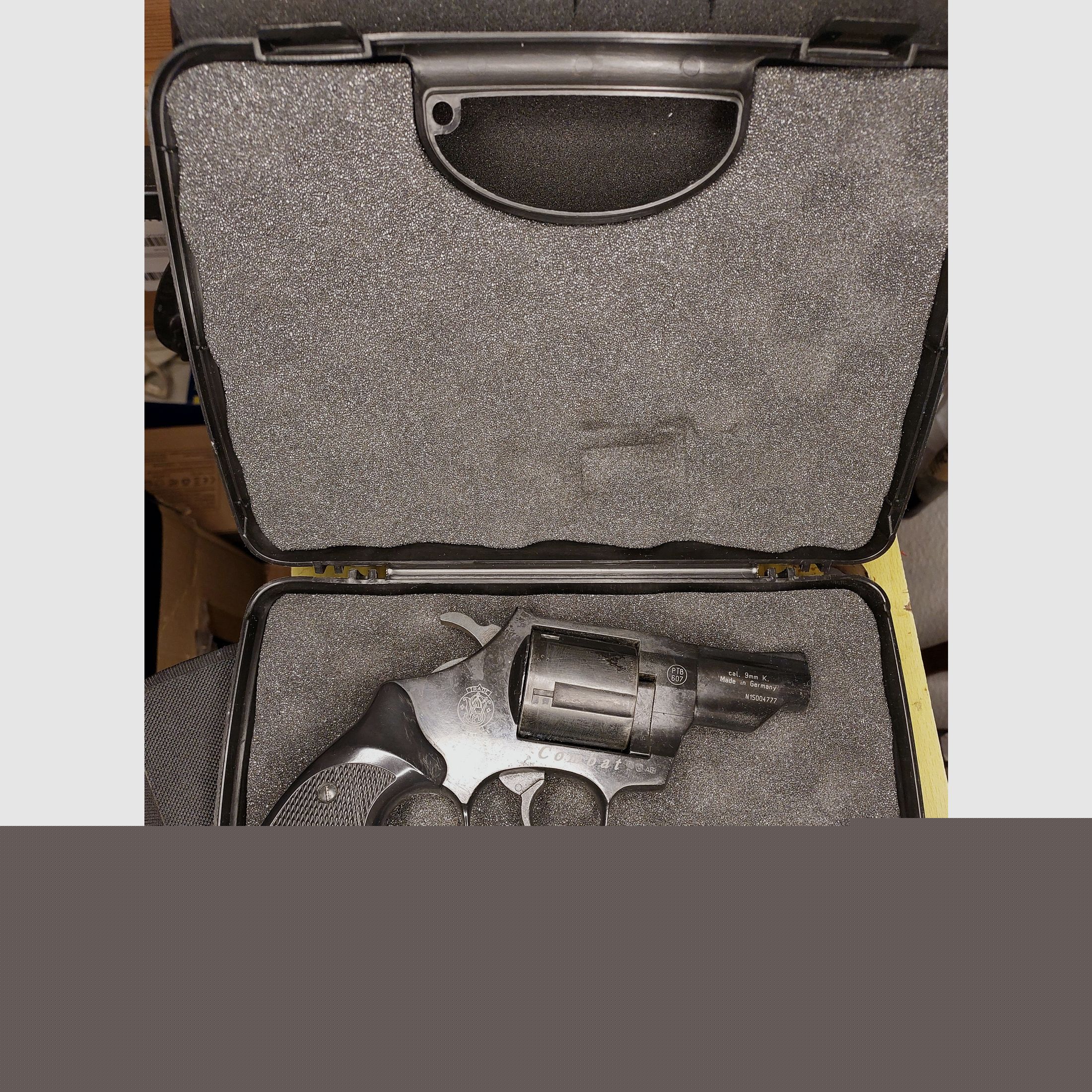 Smith & Wesson Combat rewolwer alarmowy kal. 9mm R.K. oksydowany (PTB 607) S&W Combat