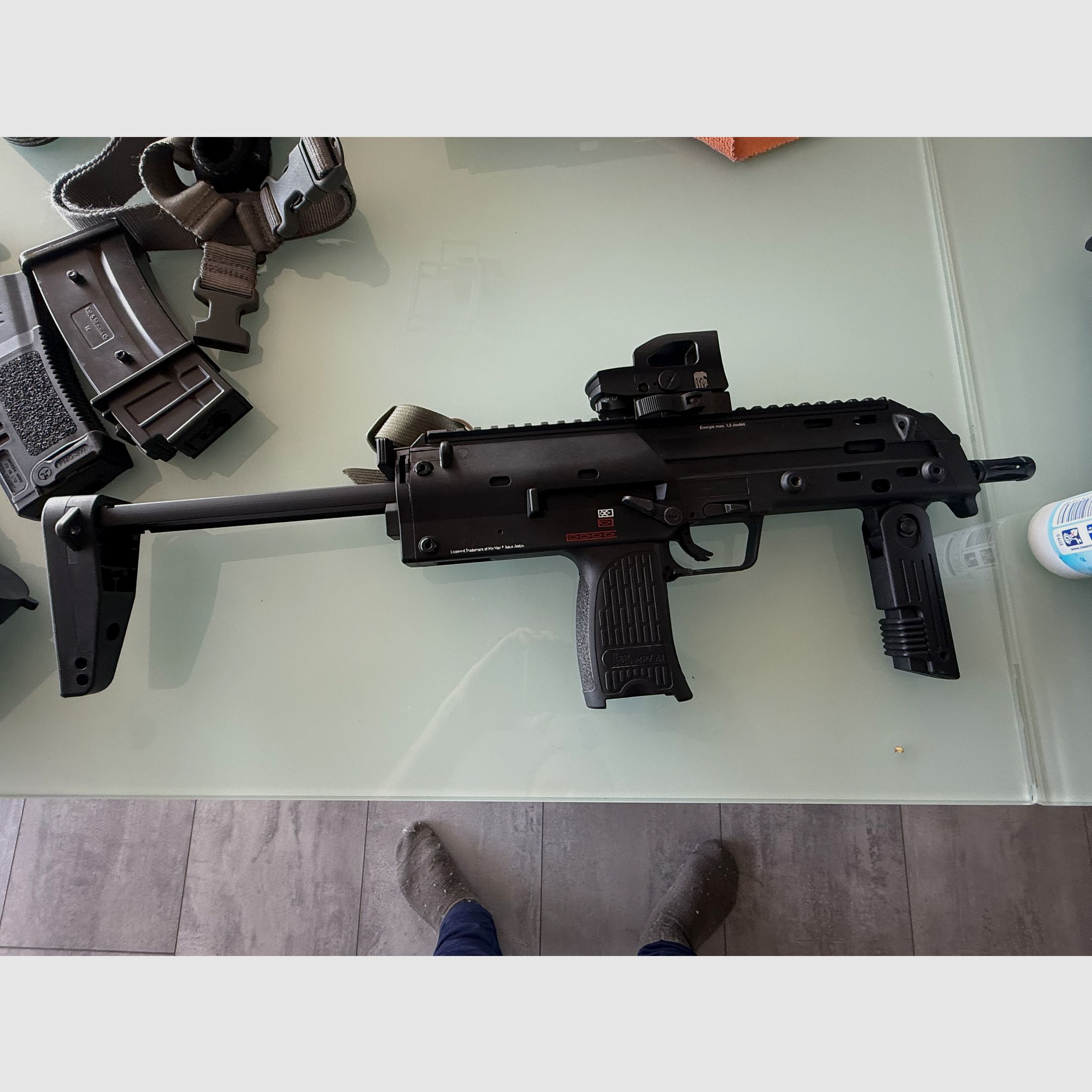 VFC MP7 GBB Einsteiger Set! / 3 Magazine / Viel Zubehör / OVP / Verhandlungsbasis!