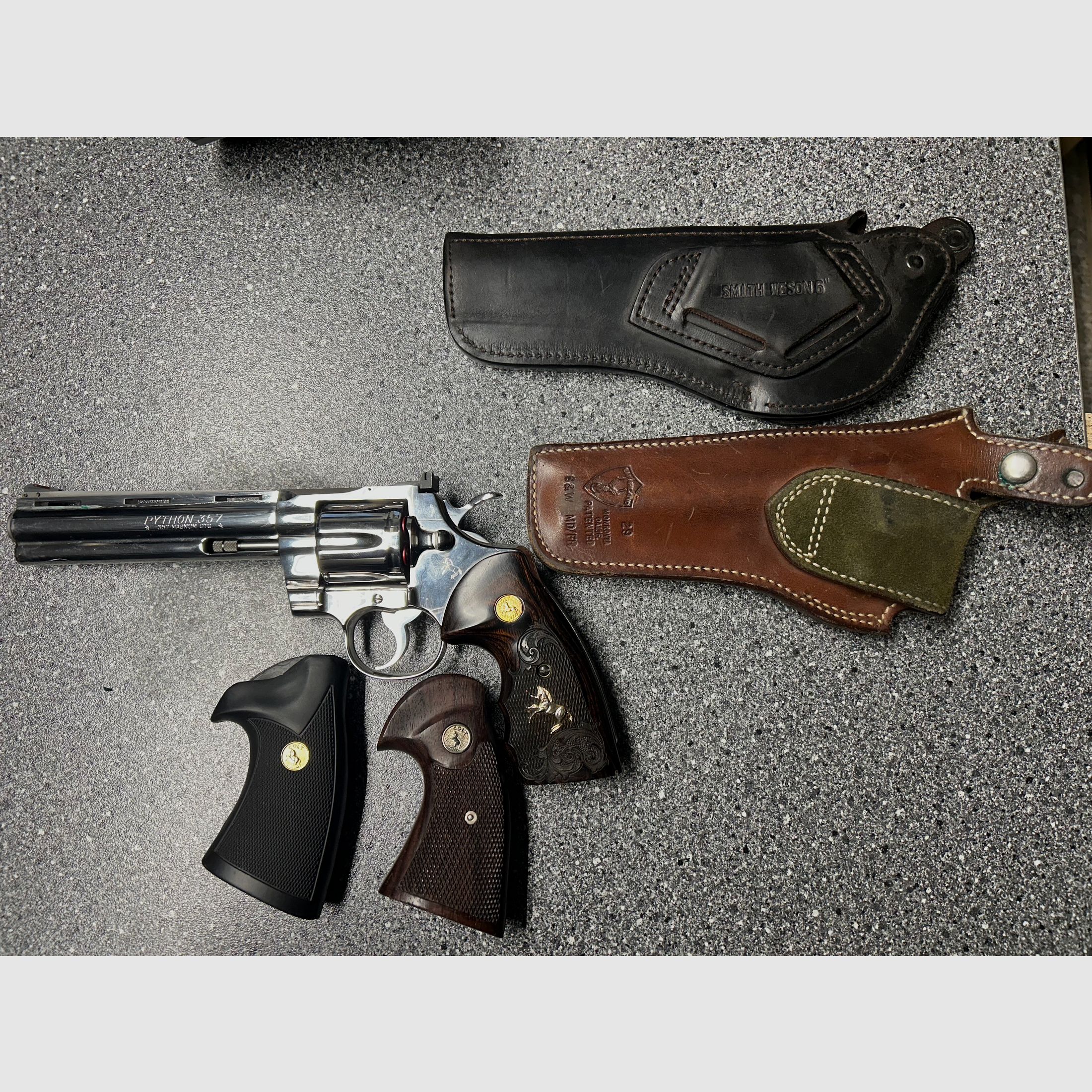 Colt Python 6“ Edelstahl 357