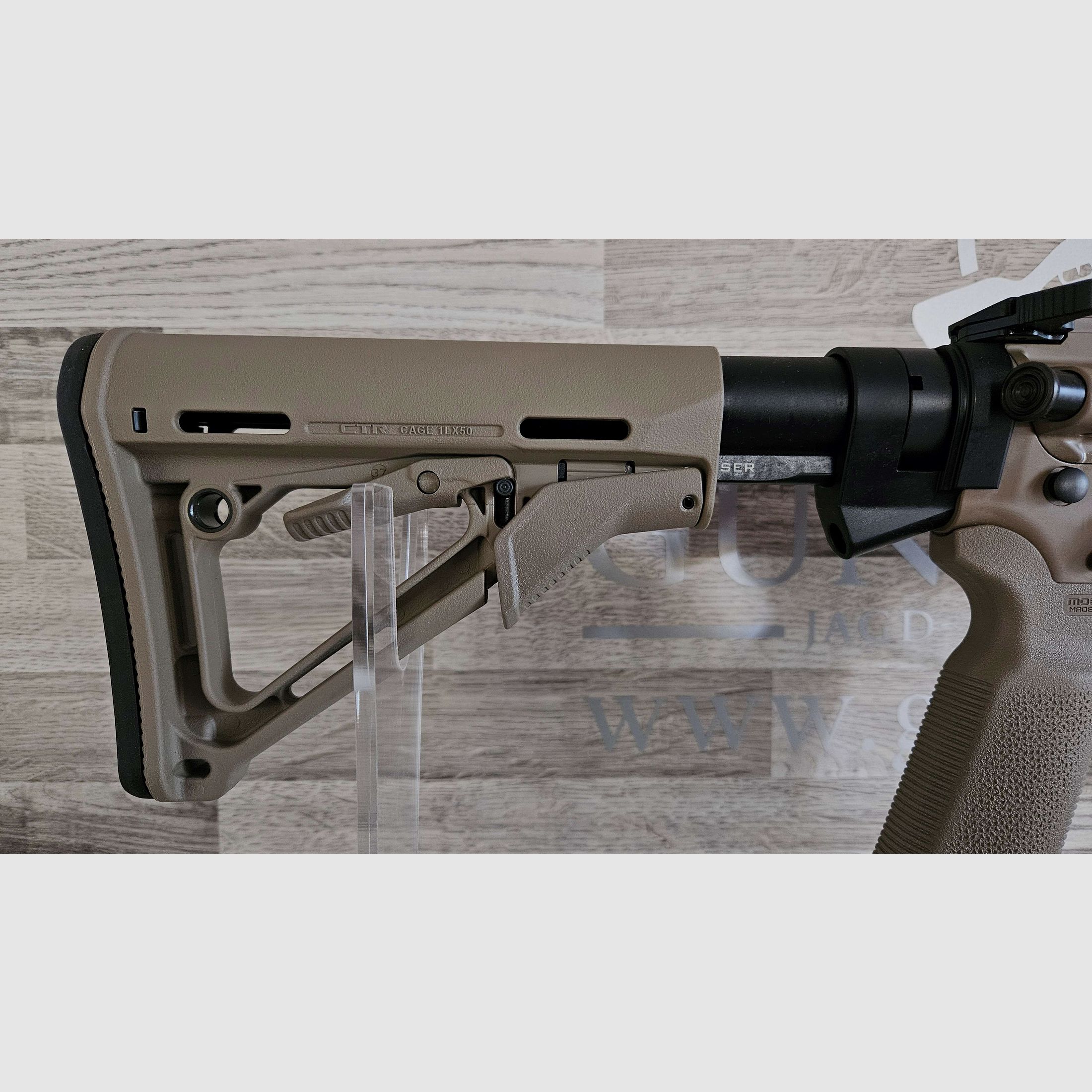 Schmeisser AR15 M4FL 14.5" FDE special model MAGPUL cal. .223Rem with optics - including shipping costs - new goods from specialist trade -