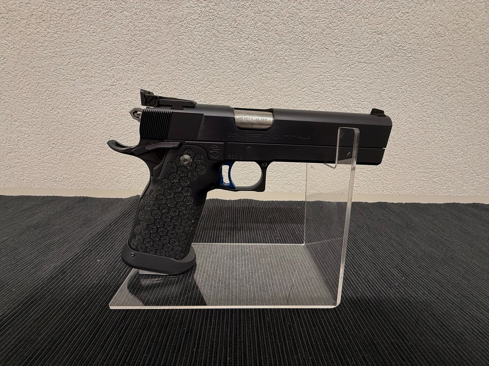 Strayer-Voigt Infinity Kaliber .40SuW incl. Wechsellauf 9mmLuger IPSC