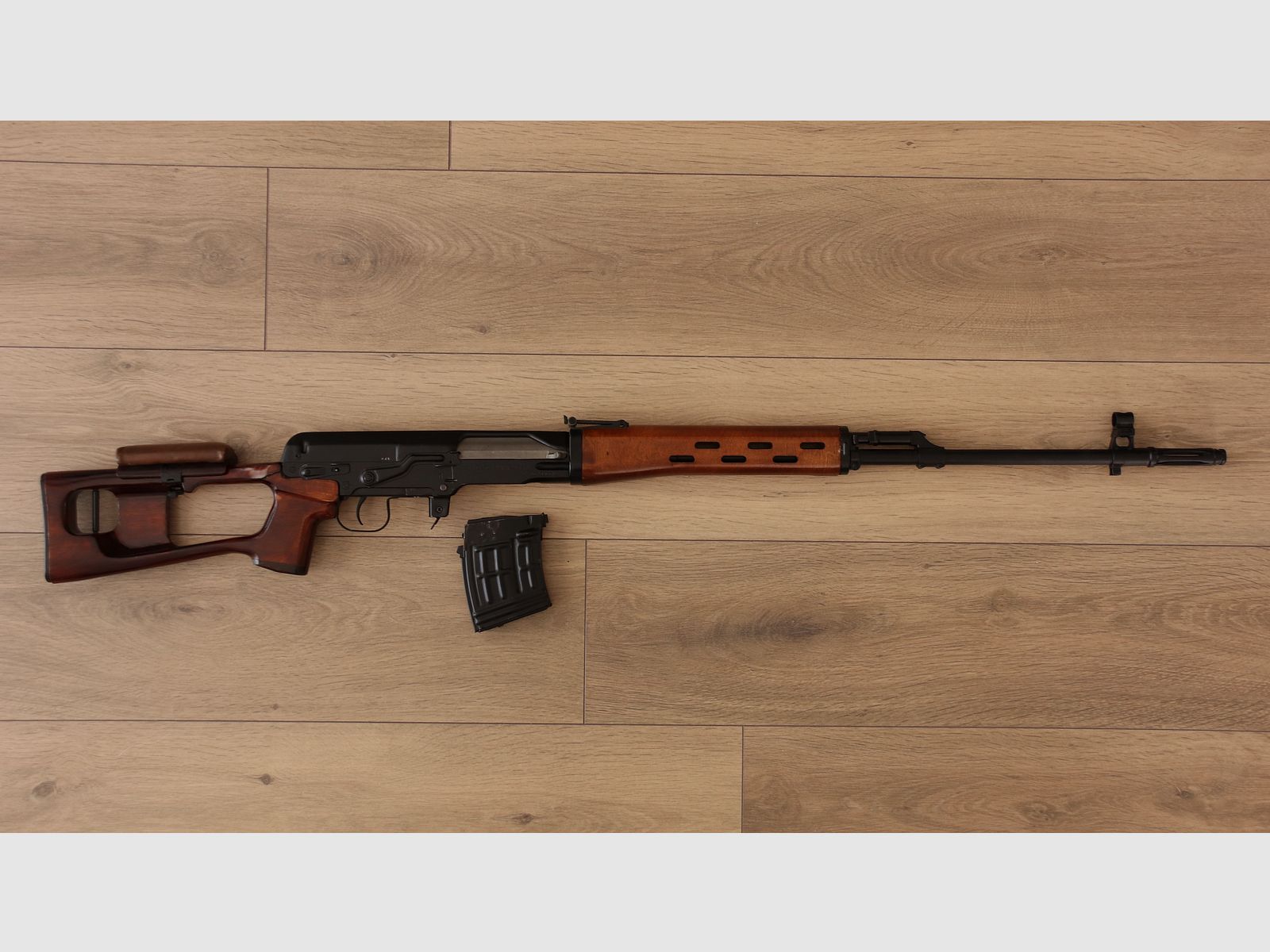 Dekowaffe SVD Dragunow Scharfschützengewehr 7,62 x 54 mm R
