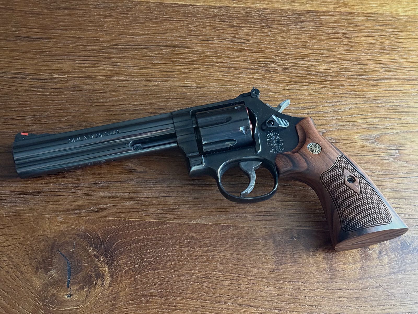 Smith & Wesson 586 Revólver 6 pulgadas .357 Magnum COMO NUEVO
