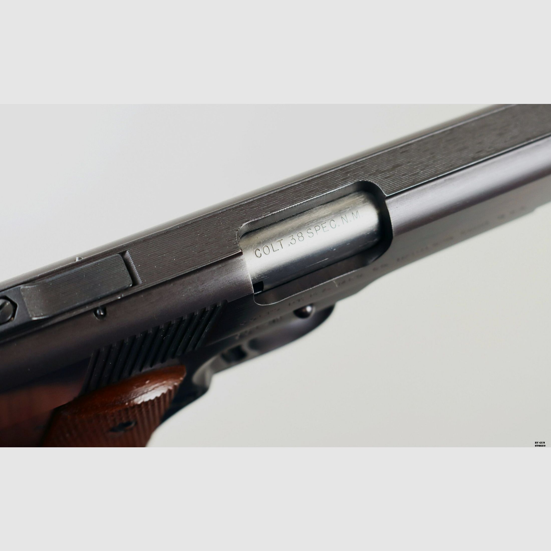 Colt Pistool mod. National Match kal. 38 Spec. serienr. 961-MR, afbeelding 8 van 12