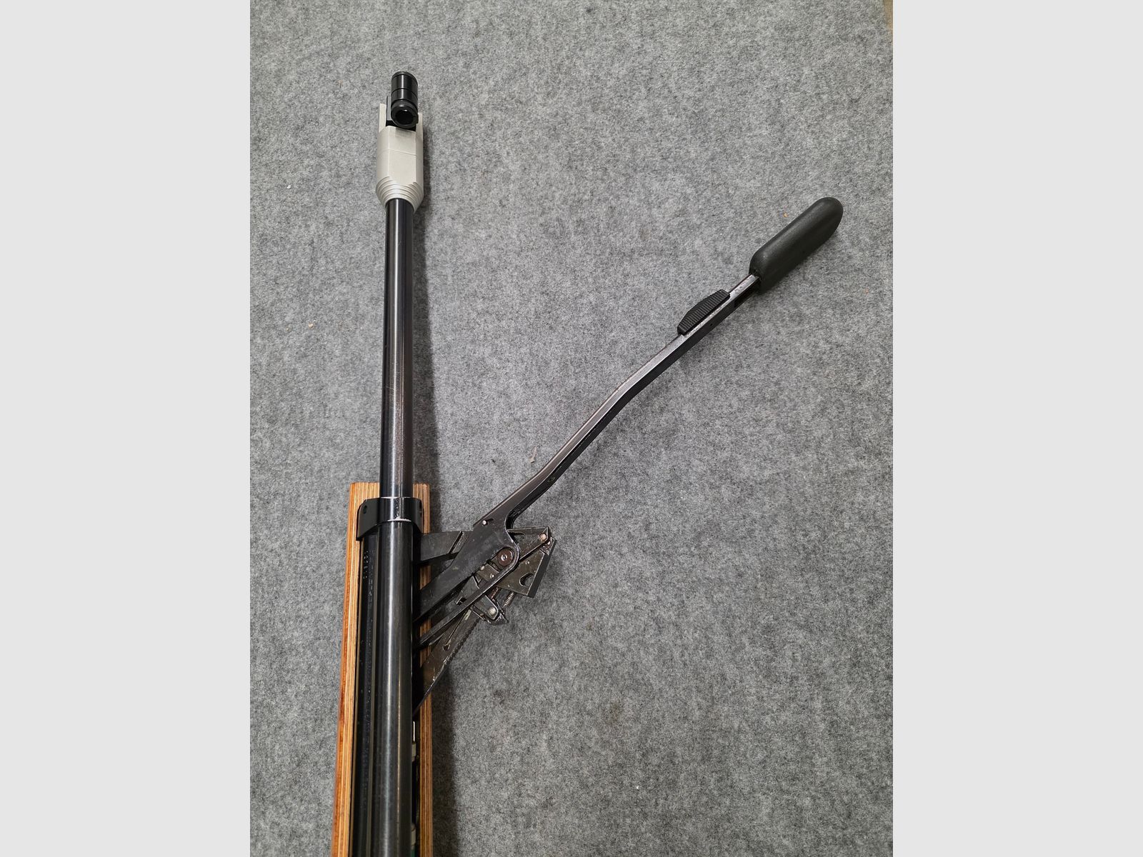 Feinwerkbau FWB Mod. 601 Bedienungsanleitung Luftgewehr Vorkomprimierer Pressluft Match Gewehr