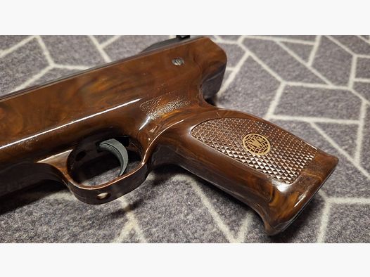 Weihrauch HW 70 air pistol 4.5 mm Diabolo