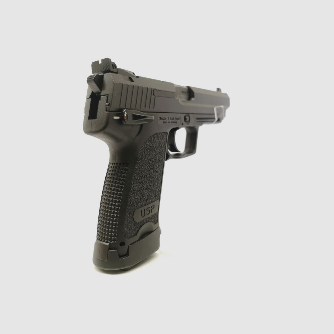 Heckler & Koch USP Expert
