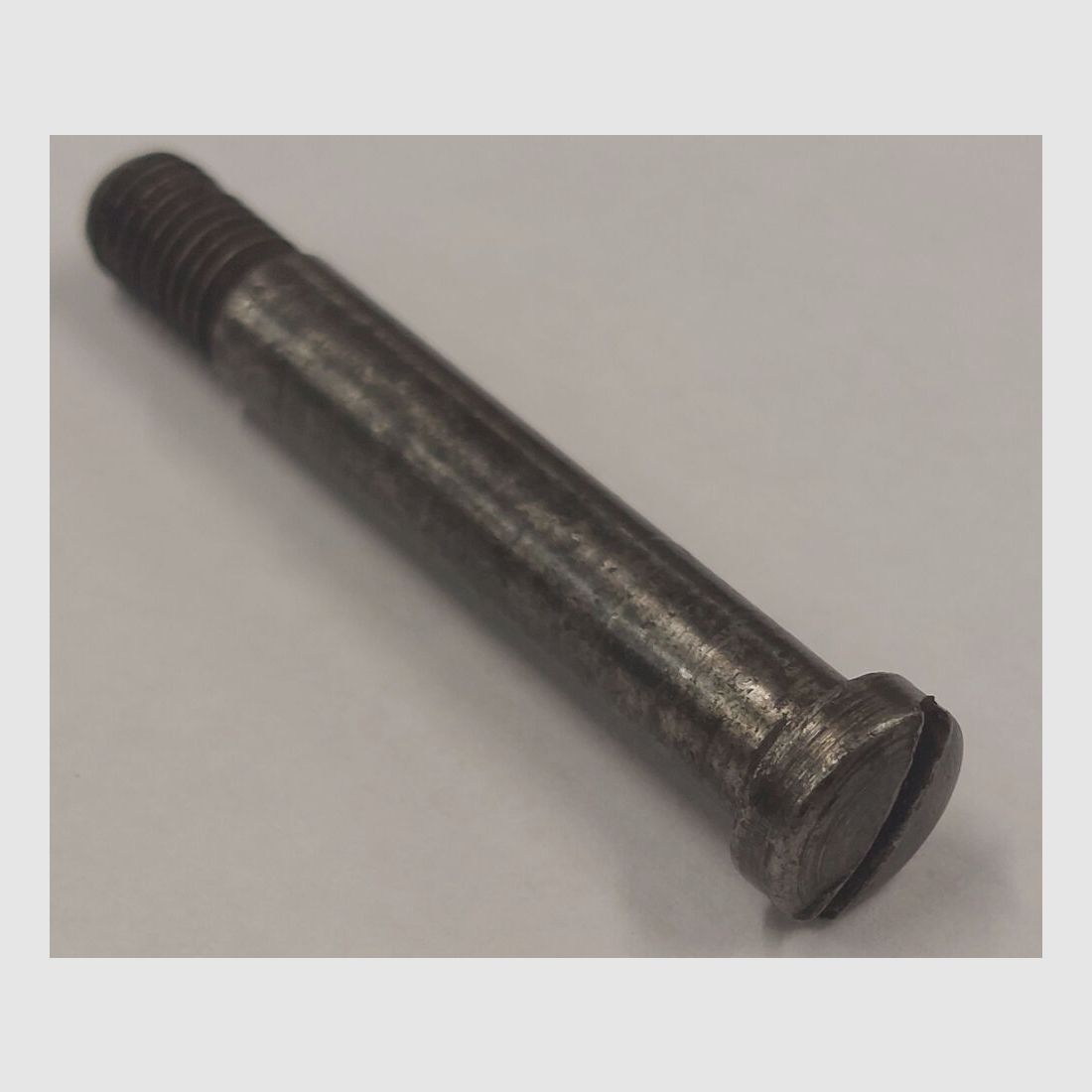 Stey systeemschroef / kastenschroef lang voor Steyr M95, origineel onderdeel