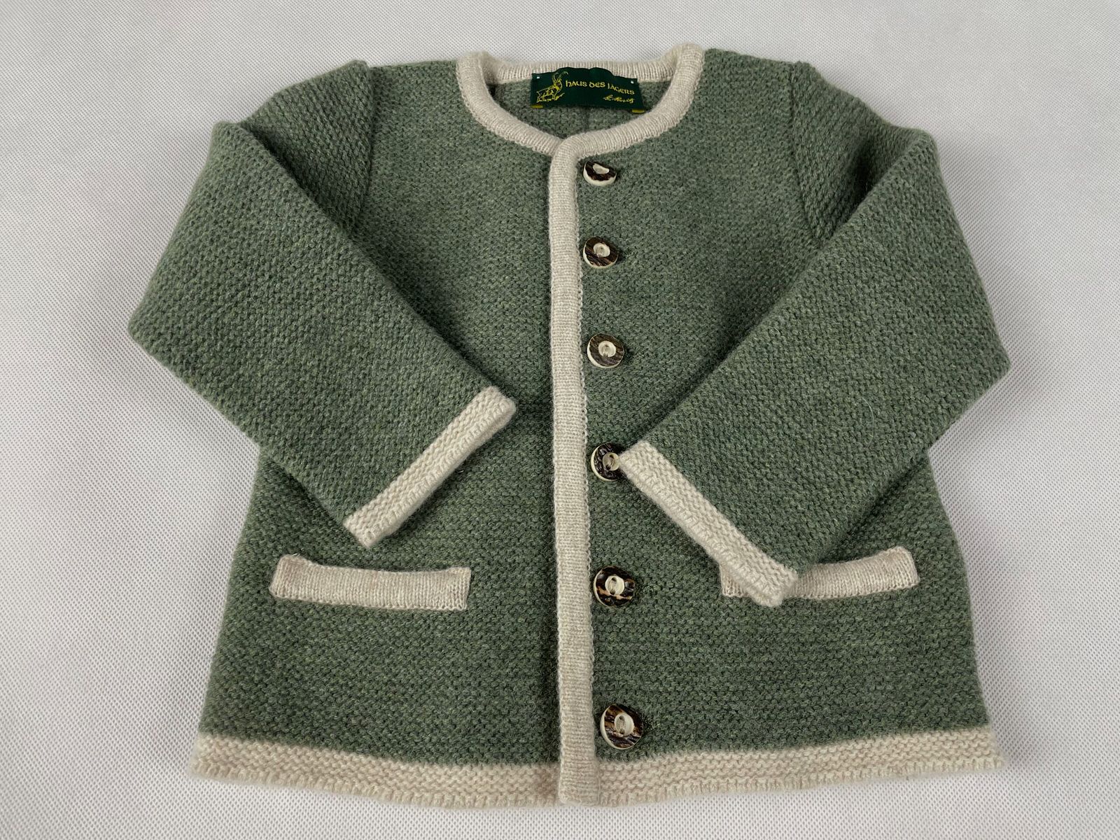 Kinder Strickjacke mit Falte Merinowolle Salbeigrün/Beige, Bild 1 von 2