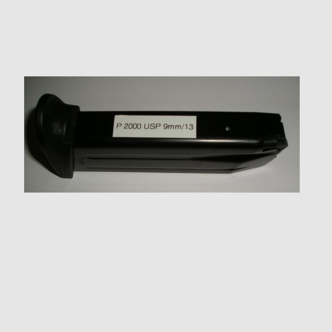 Heckler& Koch  -  Magazin  -    P 2000       13-Schuß-Magazin  Kal. 9mm Luger - orig. Magazin - H & K - H&K  - NEU