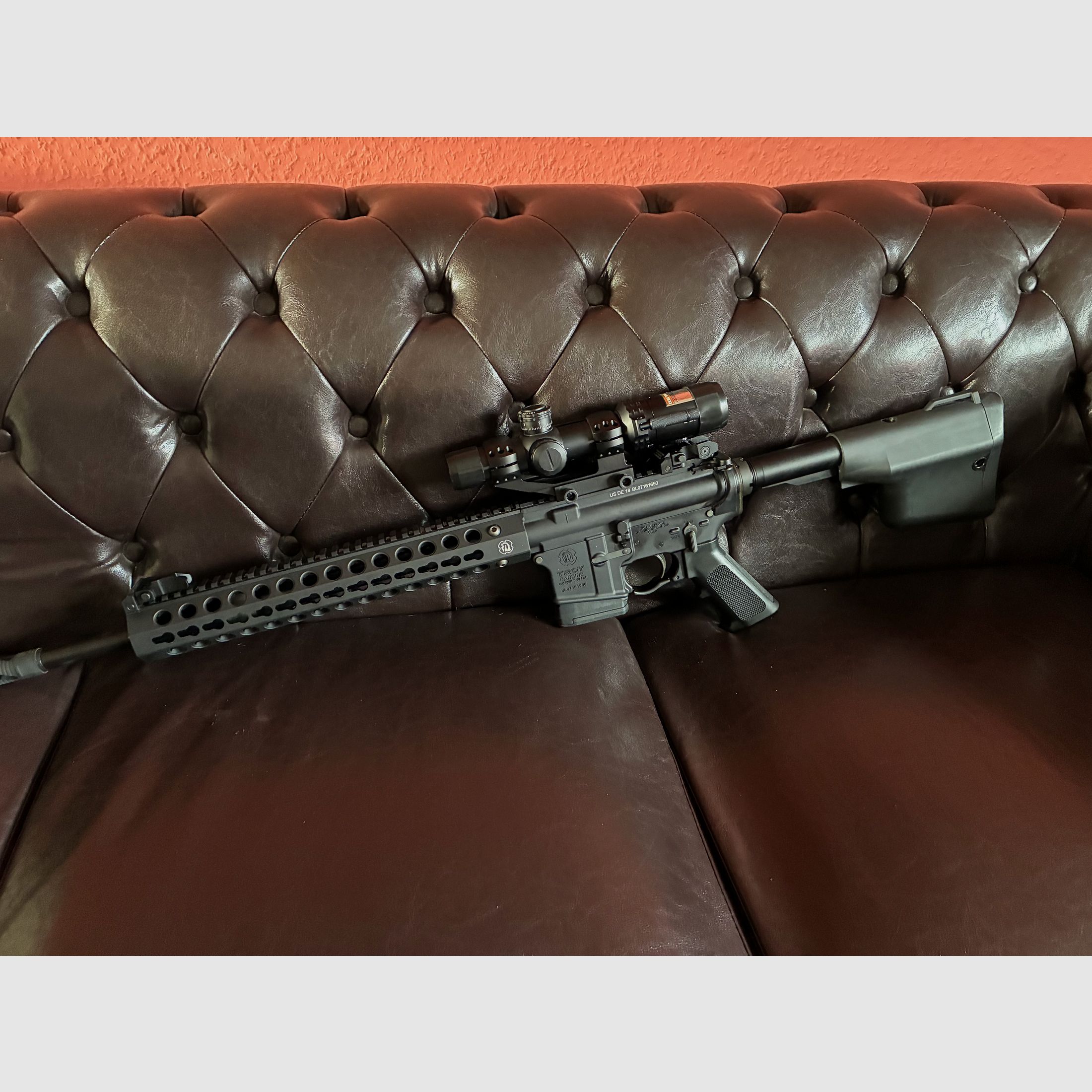 Troy Industries Carbine .223 Rem. incl. AR .300 BLK optic – minder dan 50 schoten!, afbeelding 2 van 8