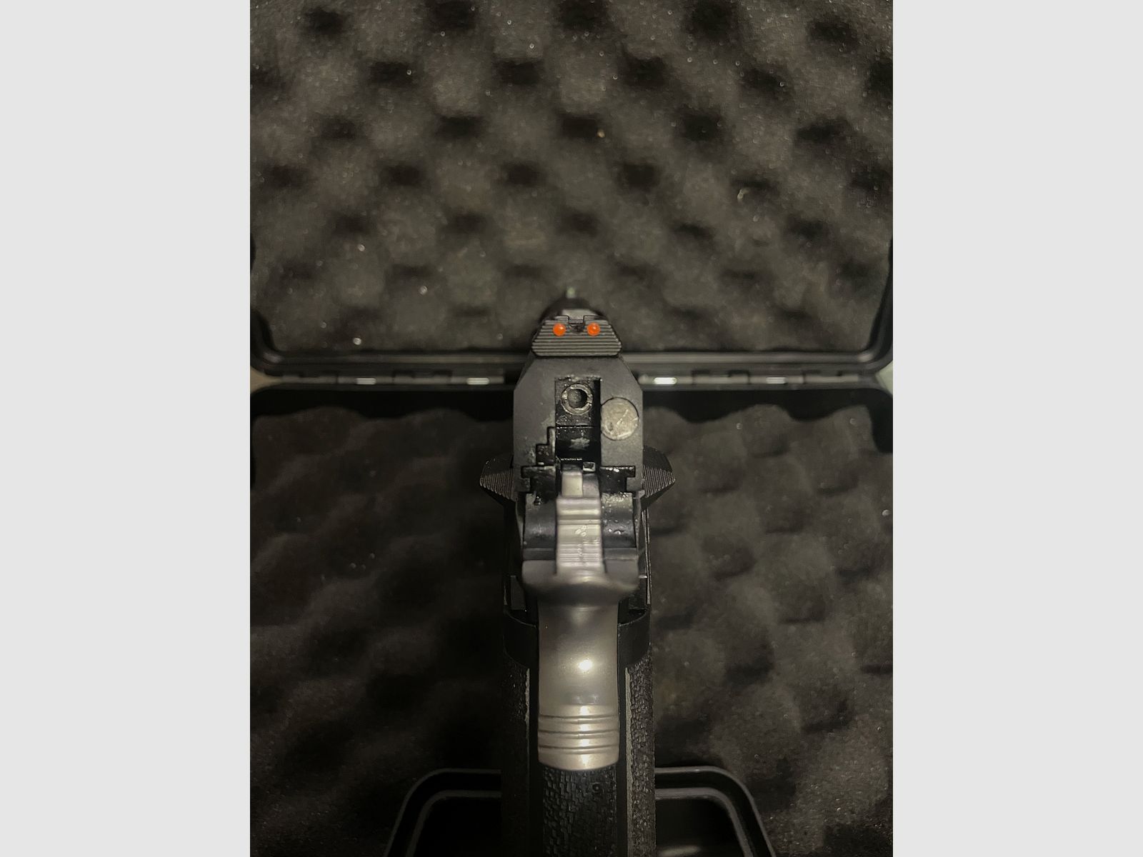 AW Custom Airsoft Pistole Hicapa 6mm BB + HPA Adapter Creeper Concepts