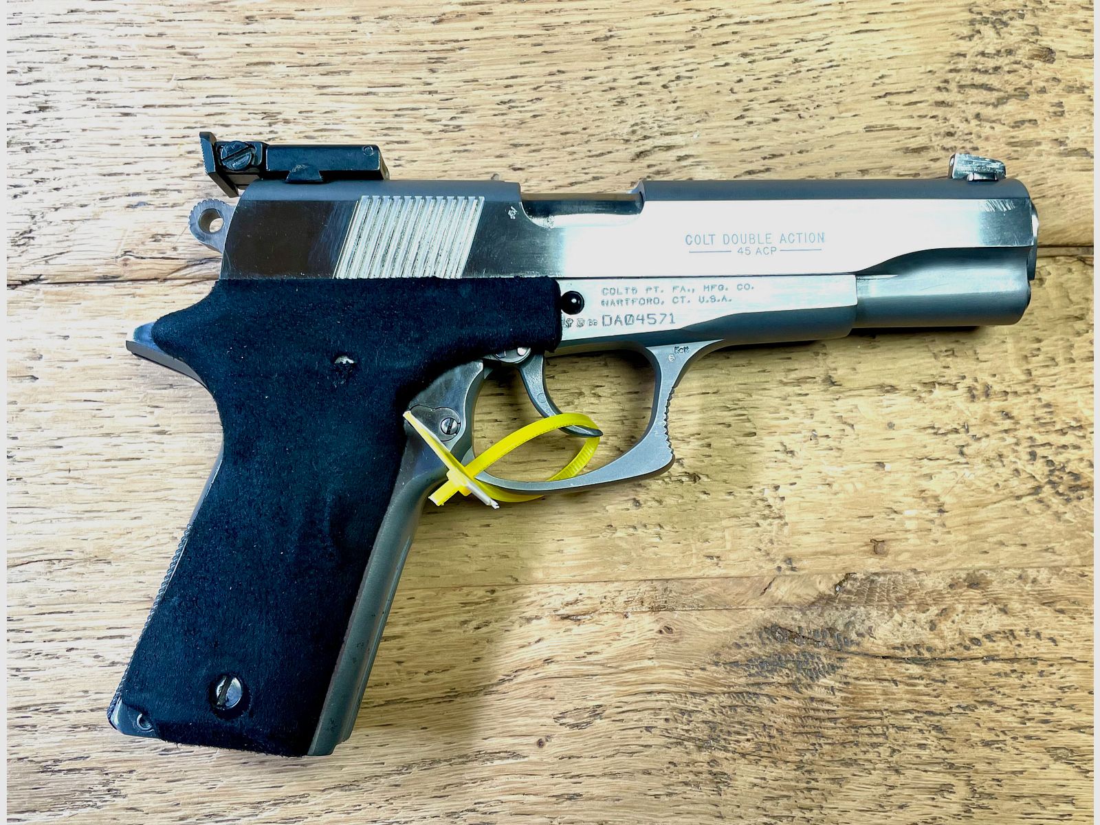 halbautom Pistole 1911 Colt Double Eagle Series 90  Kal. .45ACP