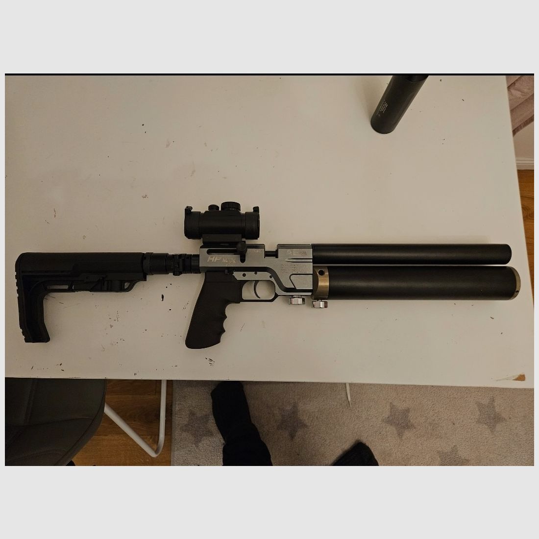 AEA HP Max z wieloma akcesoriami.