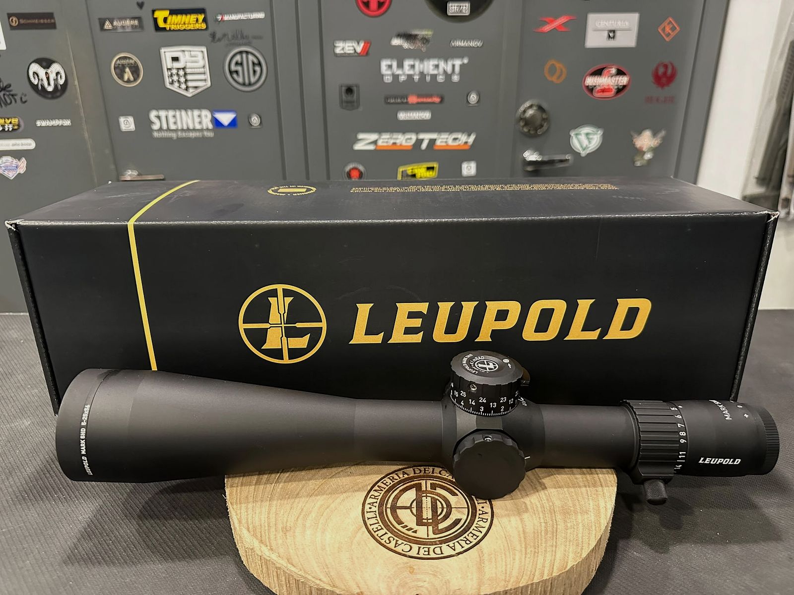 Lunette de visée LEUPOLD Mark 5HD 5-25×56 M5C3 FFP TMR, image 1 sur 3