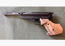 Feinwerkbau 65 /2 (junior) kal. .177 (broń przechowywana w szafie)