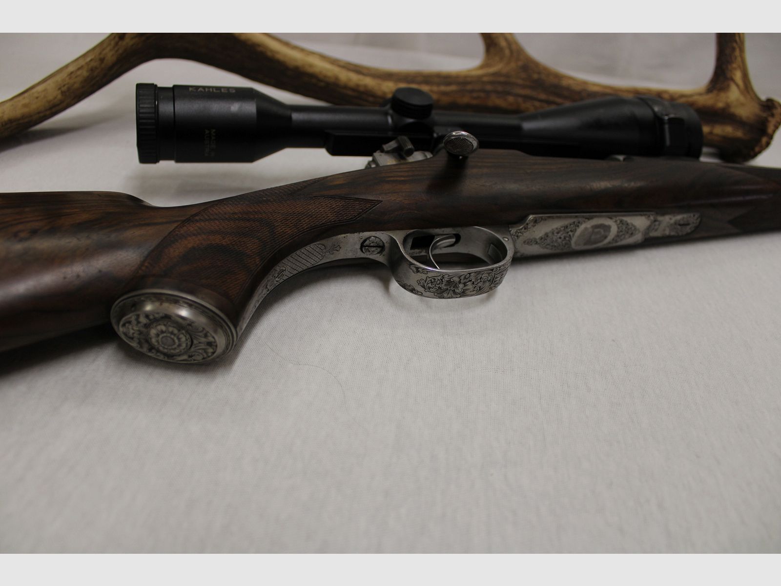 Bolt-action rifle Mauser DWM Luxus rifle 9,3 x 62 Keiler rifle with engraving rarity Kahles 8 x 56 red dot sight
