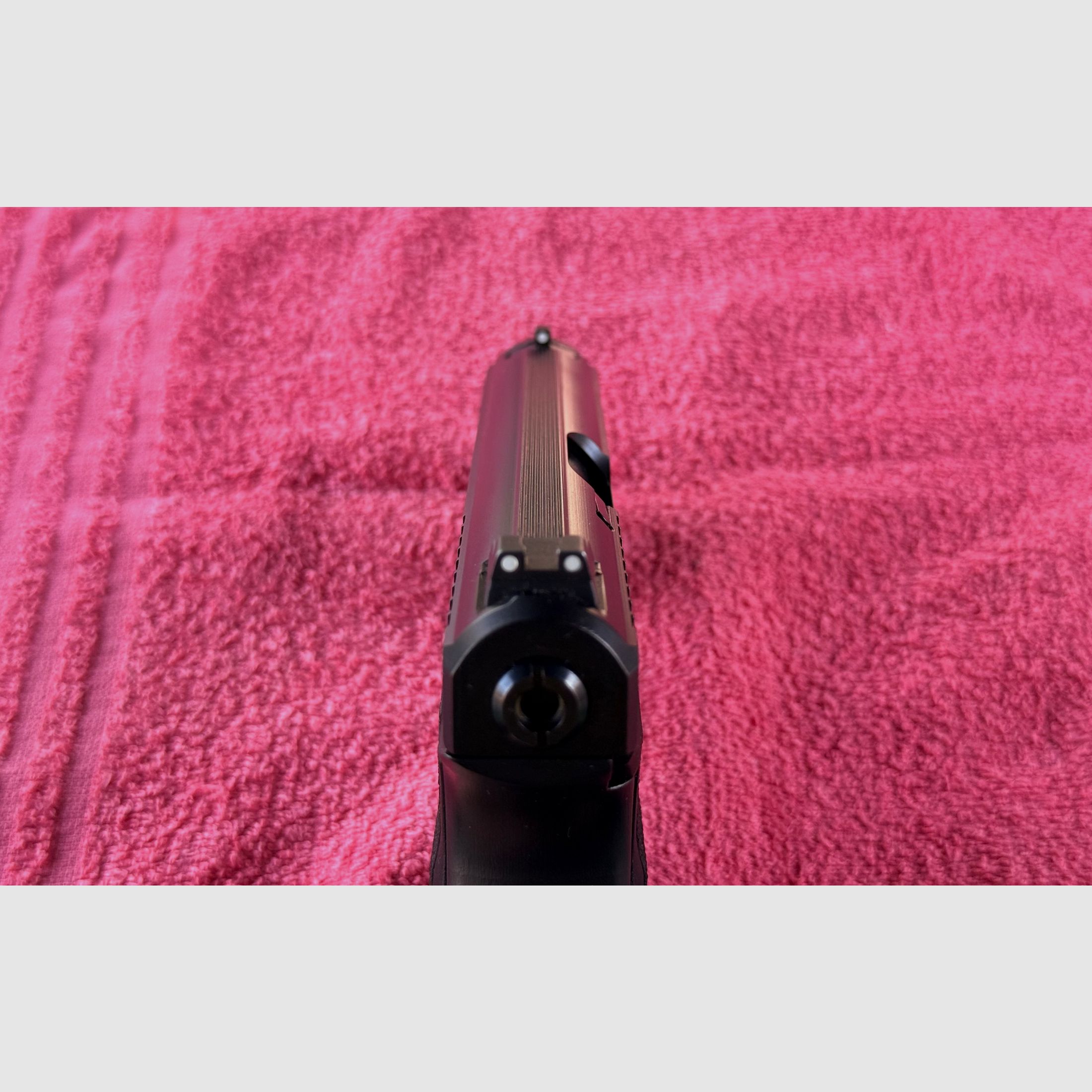 Heckler & Koch P7 M13, image 5 of 11