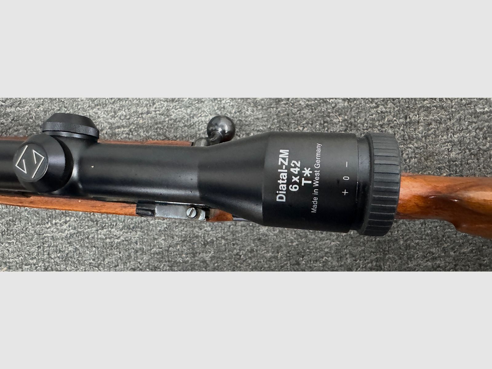 98er in het kaliber .243 Win met Zeiss Diatal ZM 6x42 T*