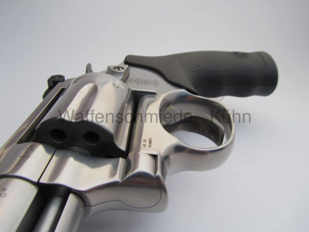 Smith & Wesson 617