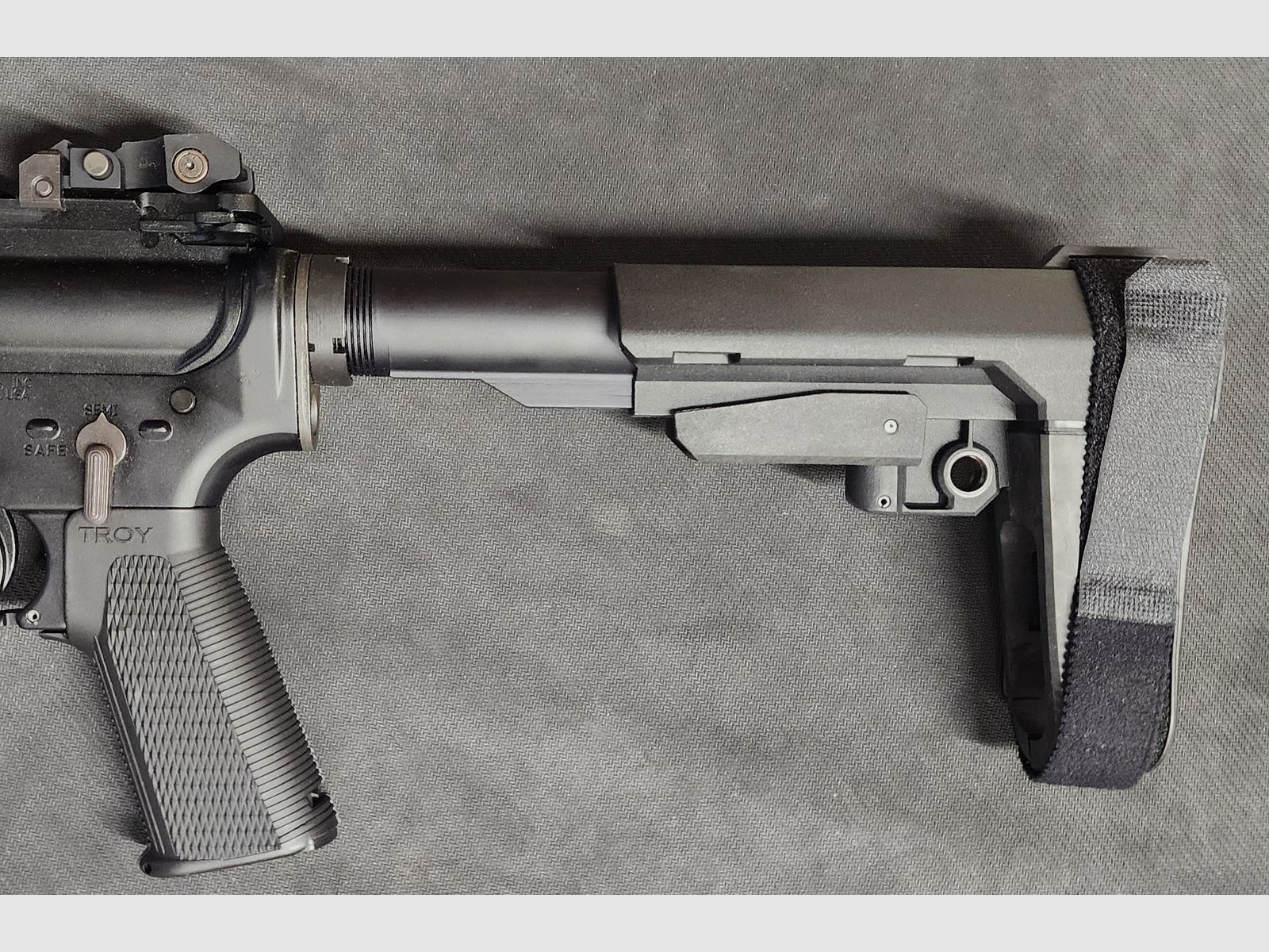 Troy Karabiner 10′ M4A4 SOCC SBA3 – cal. 223 (auf Lager), Bild 9 von 10